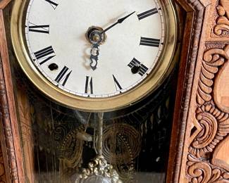 ANTIQUE THE INGRAHAM CO. KITCHEN MANTLE CLOCK