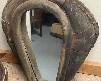 VINTAGE/ANTIQUE HORSE/MULE/OX COLLAR MIRROR