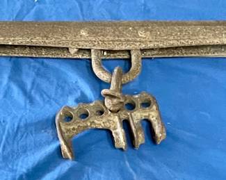 ANTIQUE CAST-IRON BALANCE BEAM SCALE FOR TOBACCO, COTTON, ETC.