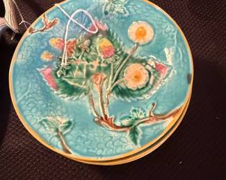 Majolica small decorative plates