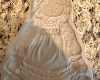 Brown Bag Cookie Art Raggedy Ann Mold 1985
