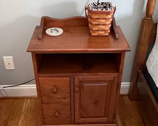 Ethan Allen Country Craftsman Pine Dry Sink Cabinet