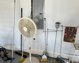 Lasko Pedestal Fan