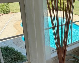 Tall Dried Willow Branches Bundle
