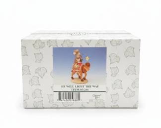 Charming TailsFitz and Floyd He Will Light The Way Figurine second image