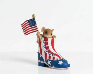 Charming Tails Youre A Patriotic Sole Figurine