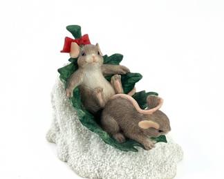 Charming Tails Flying Leaf Saucer Figurine by Dean Griff