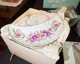 Old Nuremberg Bavaria Pansy Floral Bone Dishes