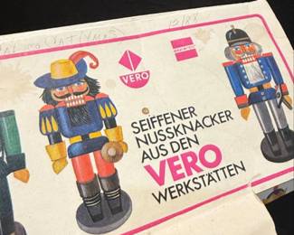 Vero Seiffener Wachsoldat Sentry Nutcracker with Box second image
