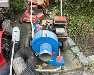 YardVark Leaf Vacuum and Blower