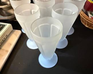 Vintage Tiara Indiana Glass Frosted Powder Horn Pilsner Glasses