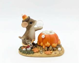 Fitz and Floyd Charming Tails Bubbly Brew Figurine