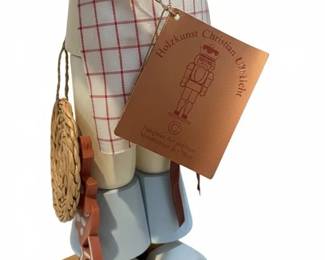 Christian Ulbricht Gingerbread Cookie Baker Nutcracker with Basket second image