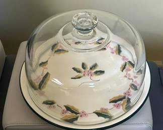 Roma Inc. Handcrafted in Italy Holly Pattern Cake Stand with Dome
