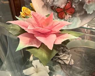 Boehm Pink Poinsettia Porcelain Sculpture FP