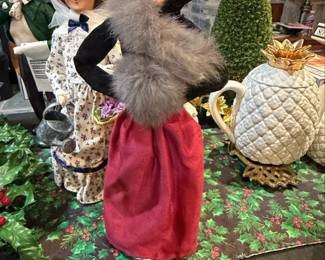 Vintage Byers Choice Caroler Figure