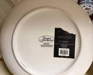 Certified International Noel Cardinal Plate second image