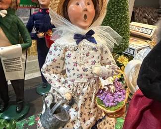 Byers Choice Caroler Woman with Watering Can and Flowers
