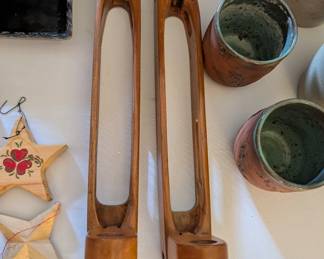 Weaving shuttle candleholders