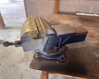Wilton Bench Vise
