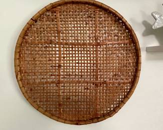 very large tray