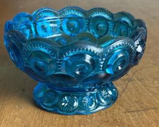 205 smallbluepressedglasscompote