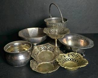 134 silverandsilverplatebowlsanddishes