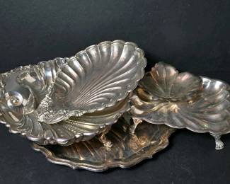 124 silverplatedservingdishesinshellan