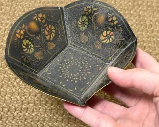 054 decorativeblackpaintedmetalbowlwith