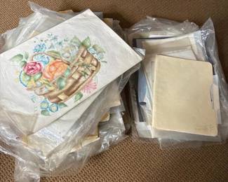 262 assortedvintagefolkartandstencilpa
