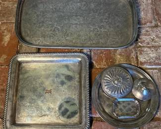 231 silverplatetrayscoversanddishesino