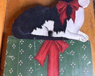 221 folkartstylepaintedwoodencatplaque