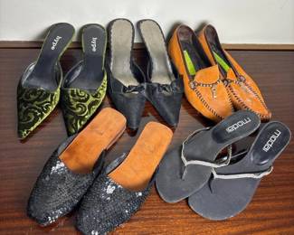 180 lotofwomensfashionsliponshoes