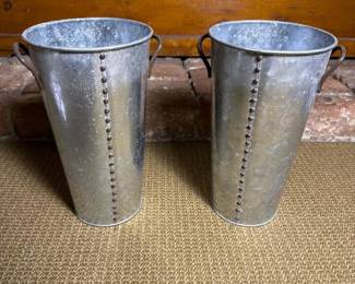 083 galvanizedmetalutilitypailswithhand