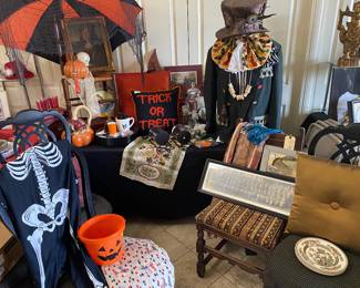 Halloween Decor