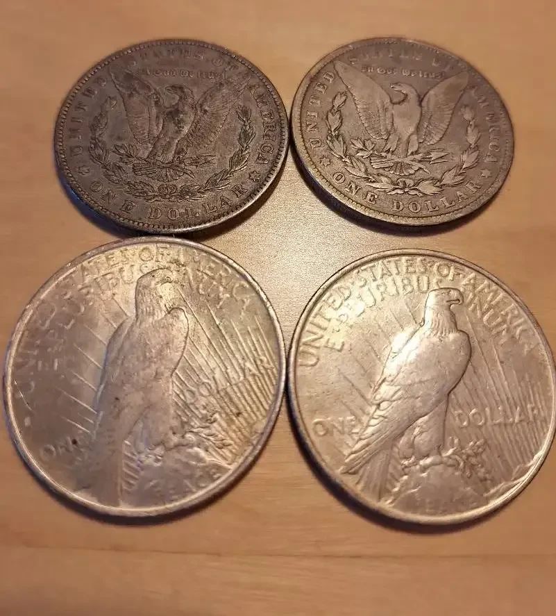 Morgan  Peace Silver Dollar Collection  1882, 1884  1922  4 Coins