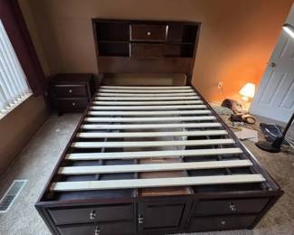 Queen Captains Storage Bed with Bookcase Headboard  Nightstand