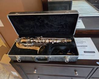 Alto Saxophone with Hard Case  Instruction Book