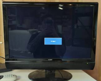 22 Coby TFTV2224 LCD TV