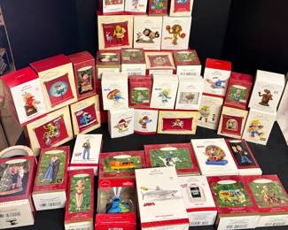 Fictional Characters Weiner Mobile Hallmark Keepsake Ornaments