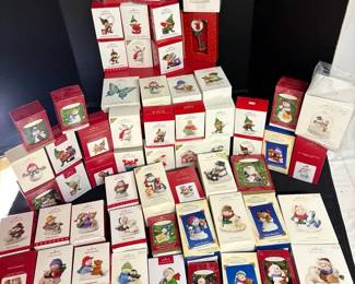Christmas Friends Hallmark Keepsake Ornaments