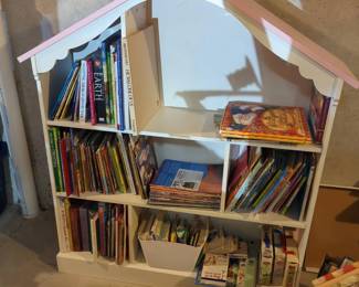Dollhouse Themed Bookshelf with Childrens Books