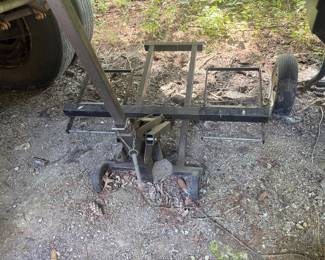 LAWN MOWER LIFT