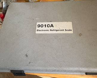 REFRIGERANT SCALE