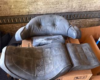 SEATS HARLEYS