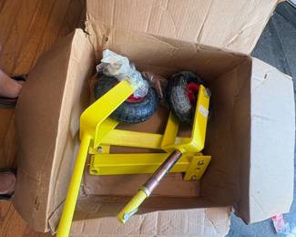 NIB 3PT WHEELS