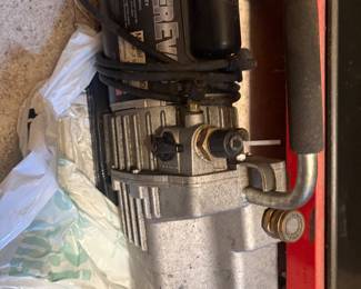 VACUATEING PUMP