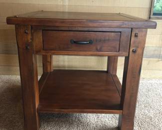 Distressed Craftsman Wooden Side Table with Drawer