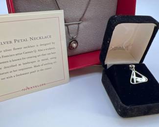 Silver Petal Pearl Necklace & LogoArt 925 Pendant