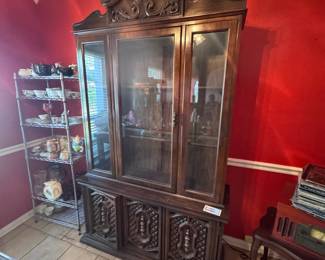 China cabinet great condition